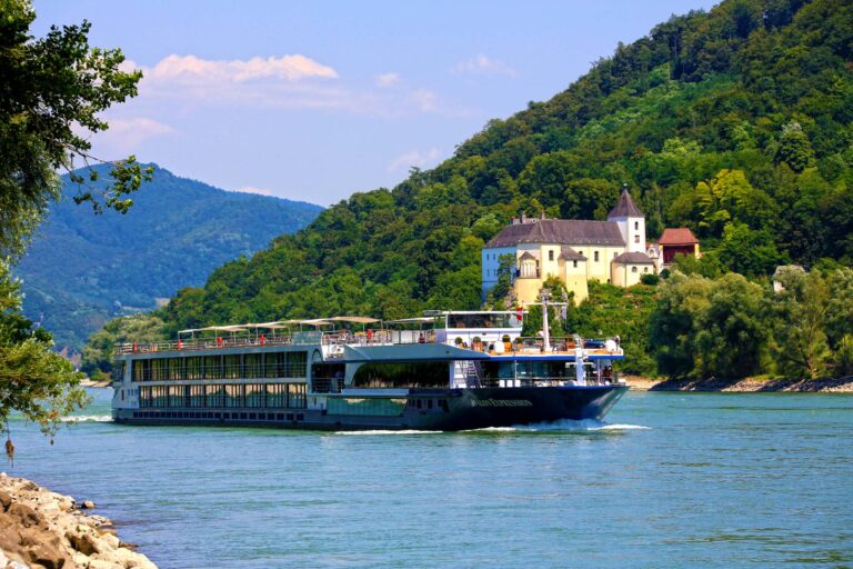 Avalon Waterways
