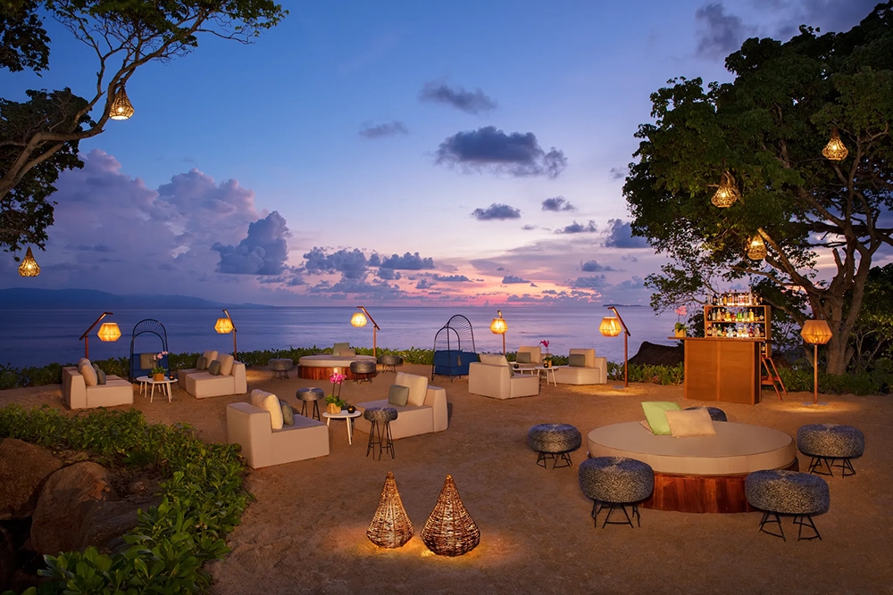 Dreams-Bahia-Mita_Beach-Terrace