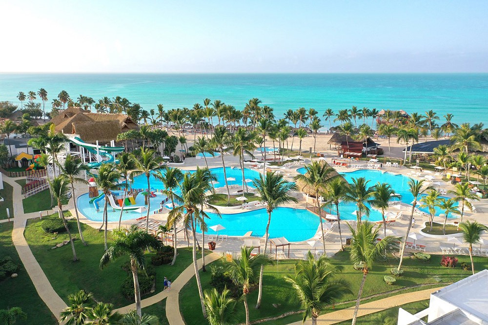 hyatt-sunscape-dominican-republic-main-pool
