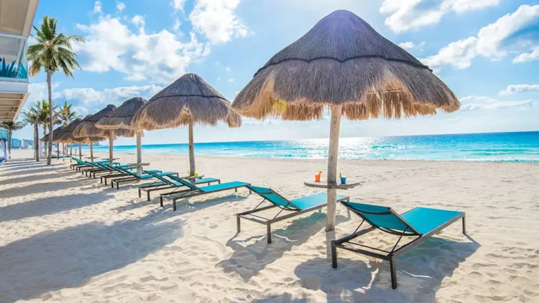 Sunscape-Cancun-Beach-Chairs.jpg