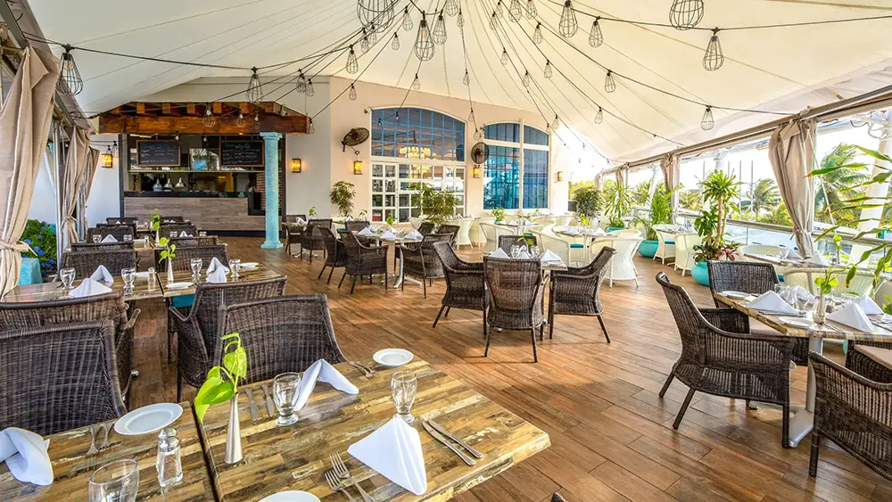Sunscape-Cancun-Sunset-Restaurant.jpg