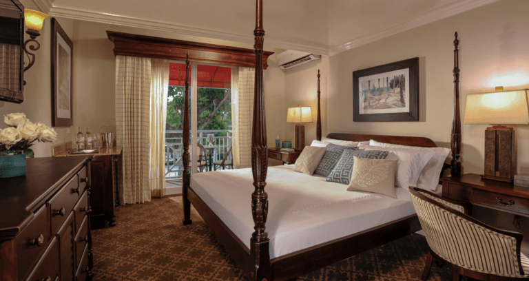 sandals-montego-bay-caribbean-deluxe-room