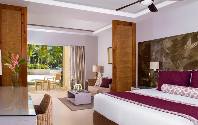 dreams-royal-beach-punta-cana-DLX-pool-terrace