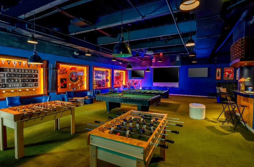 dreams-royal-beach-punta-cana-sports-bar