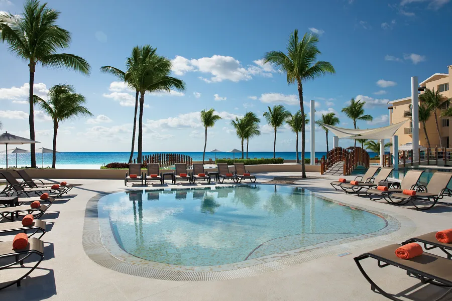 Dreams Jade Resort