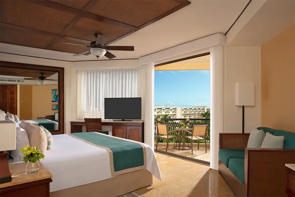 dreams-riviera-cancun-room