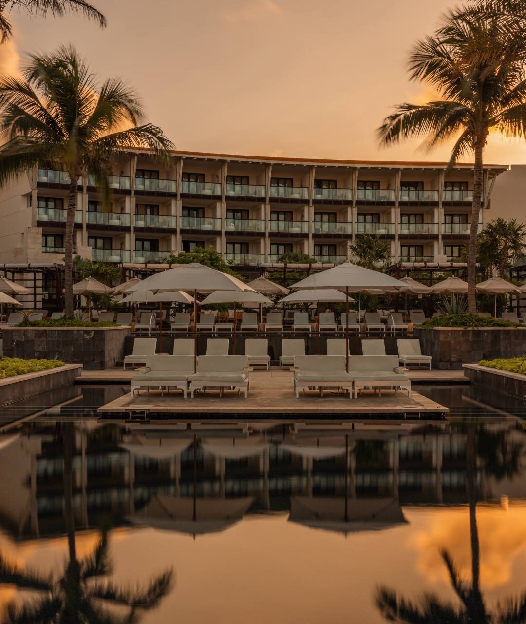 Unico+2087_riviera-maya_sunset-pool