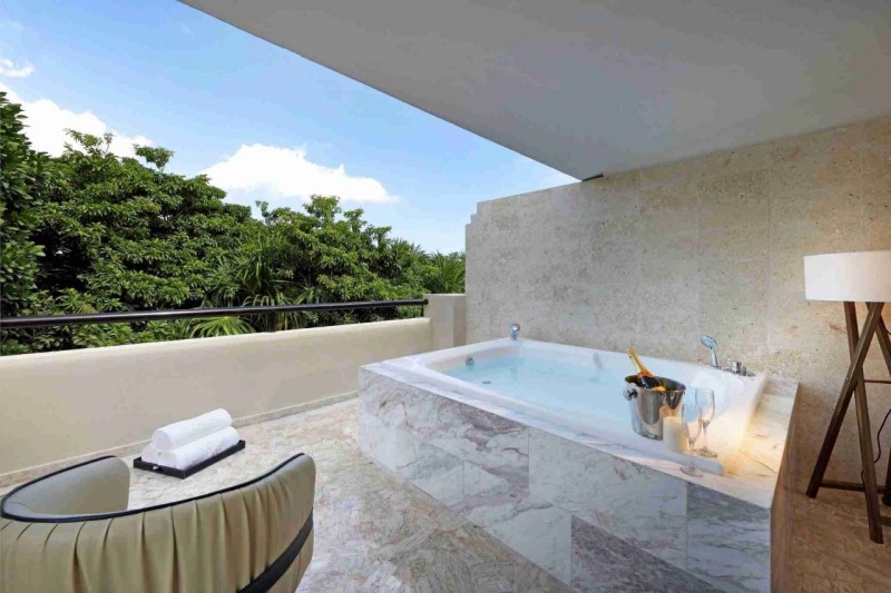 TRS-yucatan-riviera-maya-jr-suite-jacuzzi-terrace-poolside