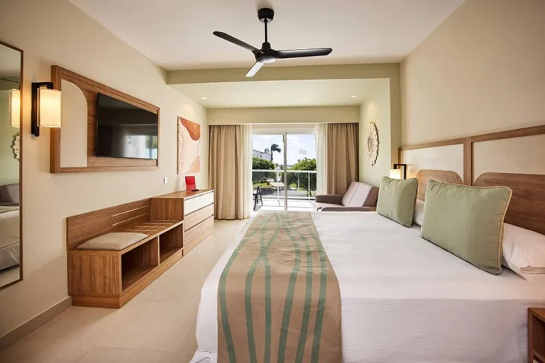 riu-negril-ocean-view-room