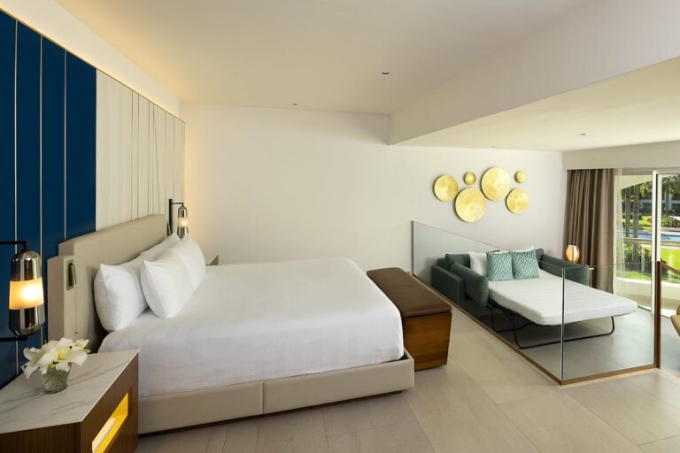 hard-rock-punta-cana-caribbean-suite-king-sofa-bed