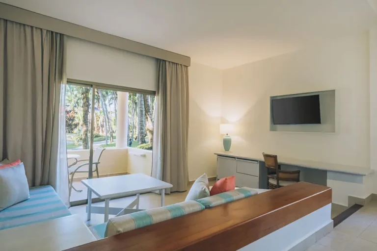 iberostar-bavaro-punta-cana-jr-suite-tropical-view