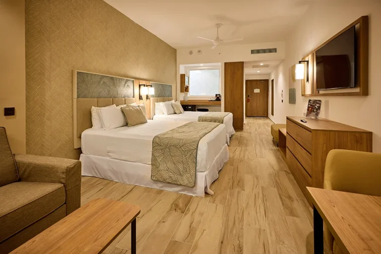2 BDR JR SUITE