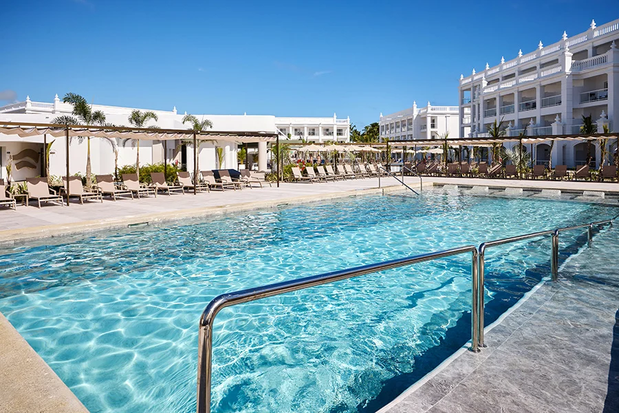 riu pool 3