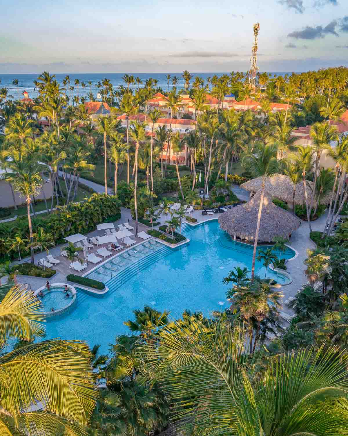 grand-palladium-palace-resort-spa-and-casino-2