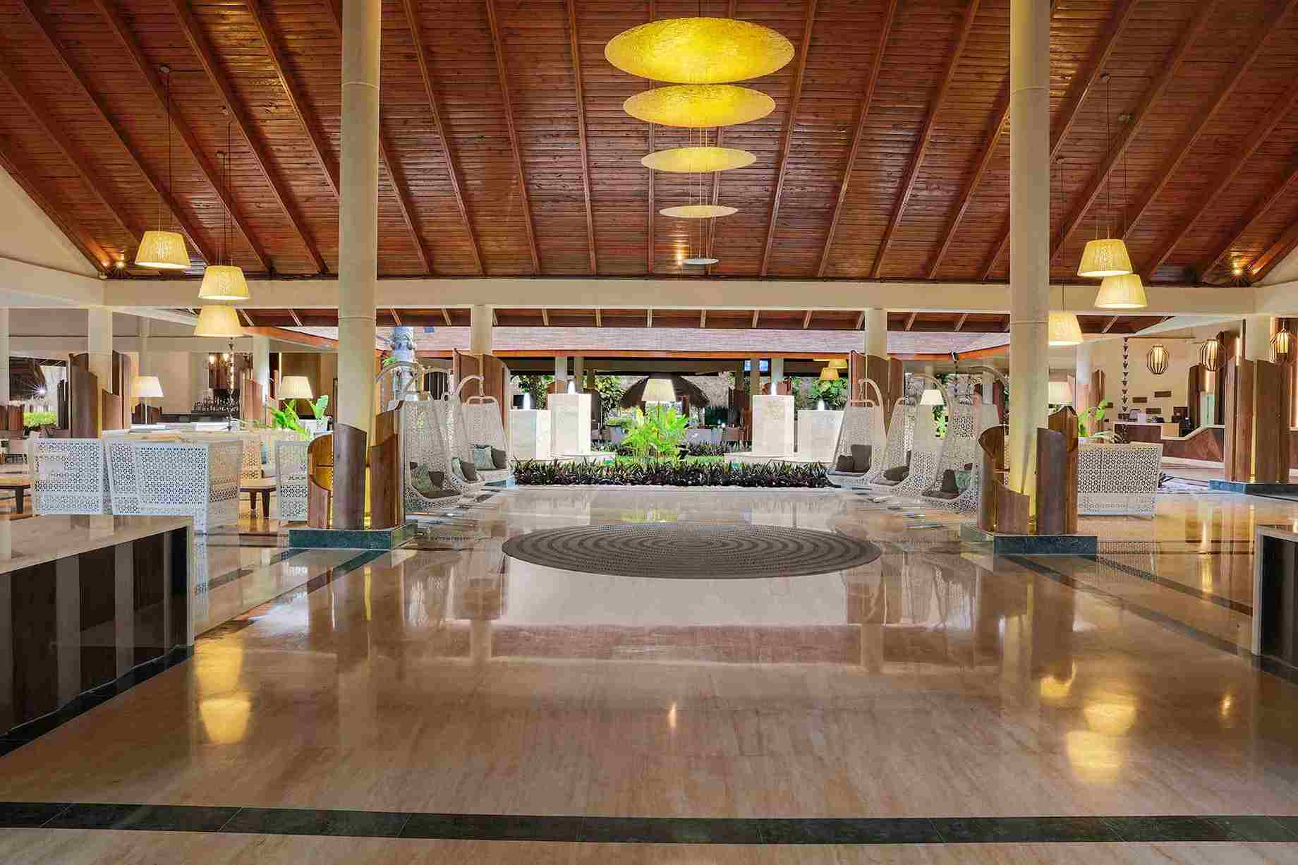grand-palladium-palace-resort-spa-and-casino-3
